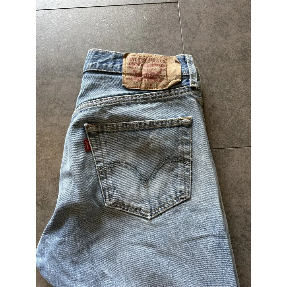 Levi's 501 jeans button fly 34x34 *shrunk* 33x29 distressed grunge normcore